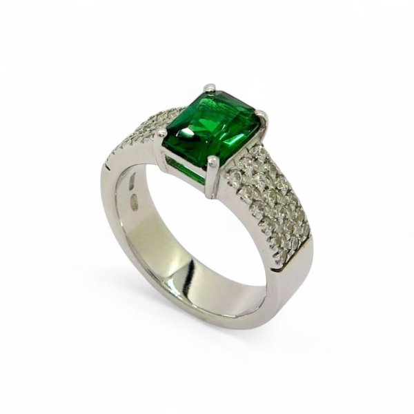 Anello fascia pietra verde in argento 925 pavè di zirconi