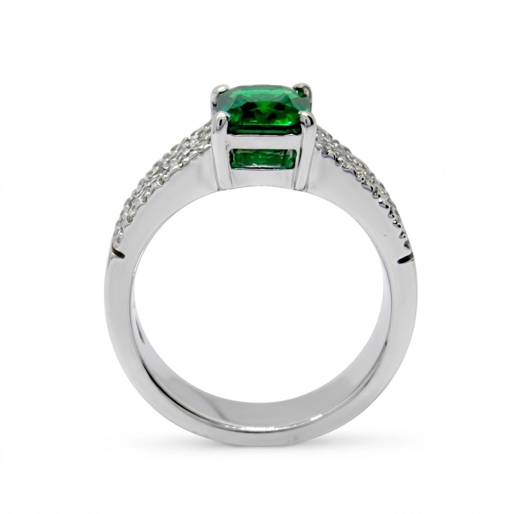 Anello fascia pietra verde in argento 925 pavè di zirconi