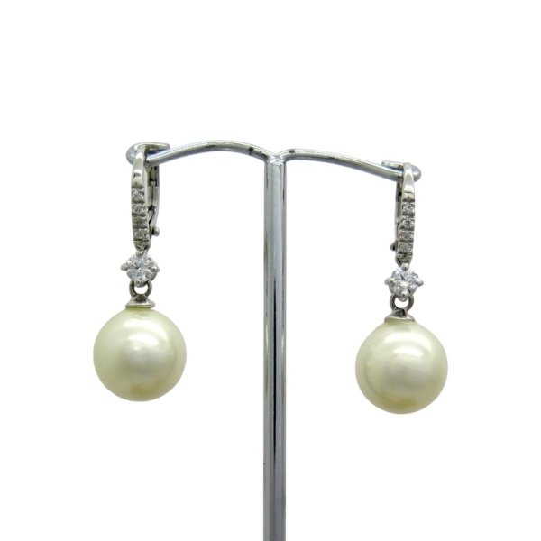 Orecchini perla pendenti in argento 925 e pietre zirconi