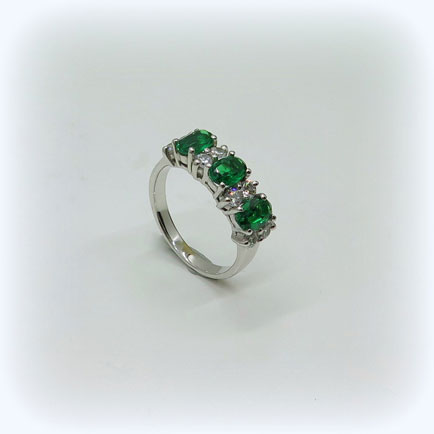 (image for) Anello classico in argento 925 pietre verde color smeraldo