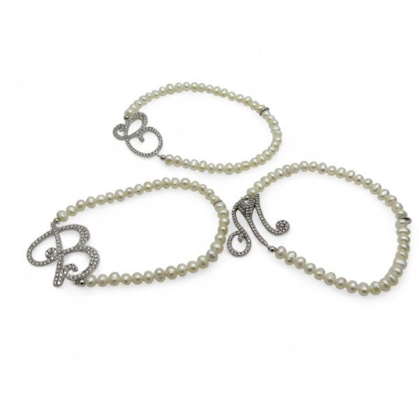 Bracciale iniziale nome elastico con perle in argento 925