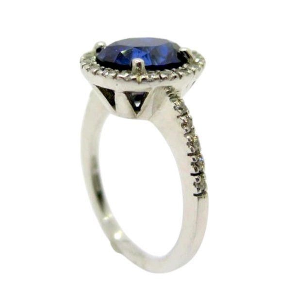 Anello contorno centro blu color zaffiro in argento 925