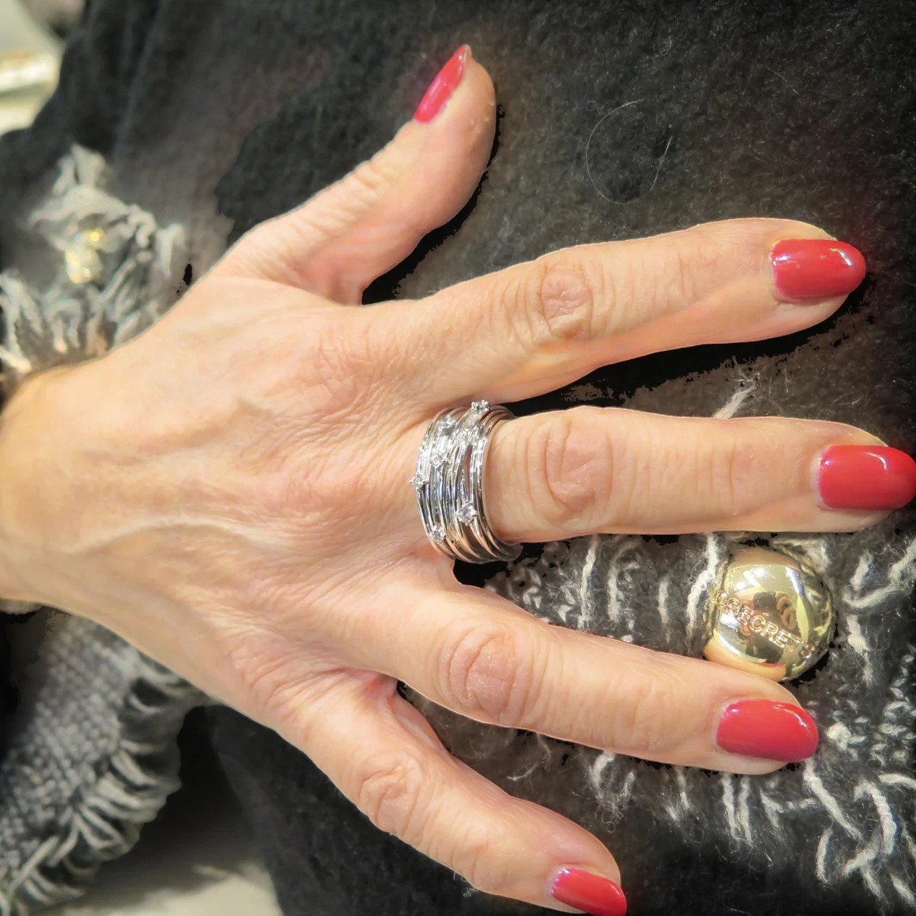 Anello a filo in argento 925