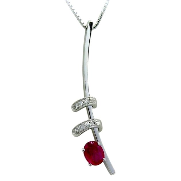 Collana oro diamanti e rubino