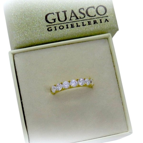 Anello riviera 7 pietre in oro 18 ct