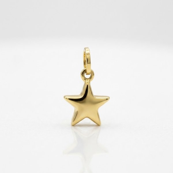 Ciondolo stella in oro giallo 18 ct