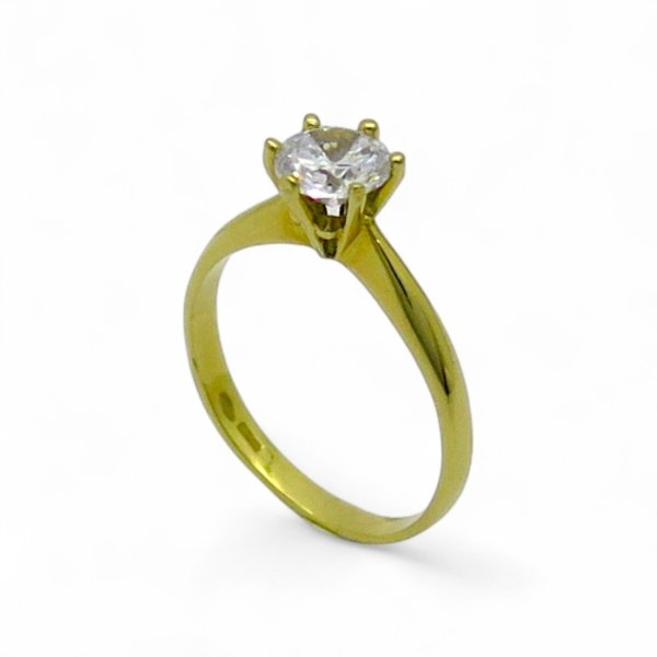 Anello fidanzamento solitario in oro giallo