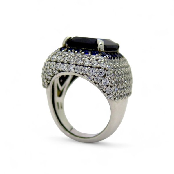 Anello pavè centro blu vistoso in argento 925