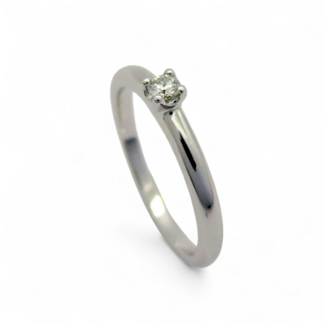 Anello solitario diamante in oro bianco 18 ct