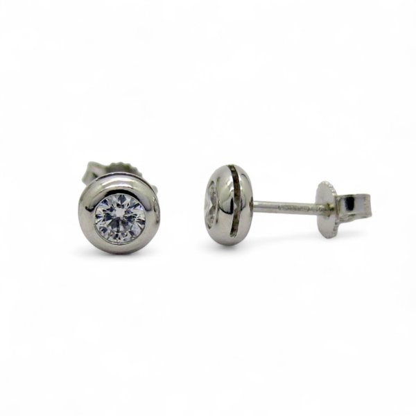 Orecchini cipollino punto luce medio in oro bianco 18 ct