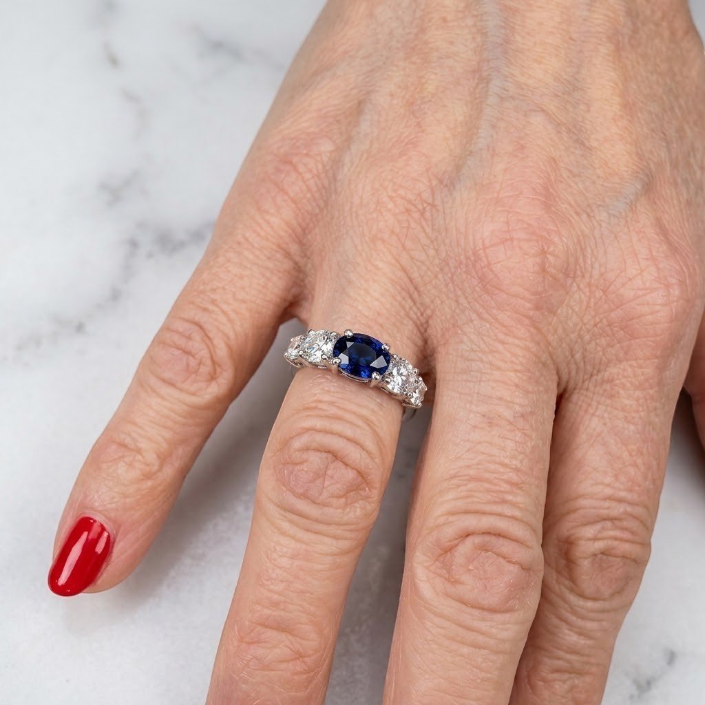 Anello pietra ovale blu riviera in argento 925