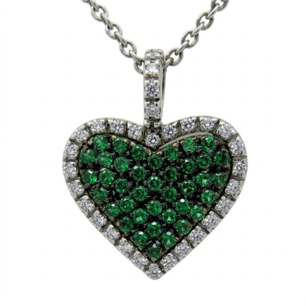 Ciondolo-cuore-verde-artigianale-in-argento