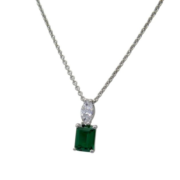 Collana pietra verde e navette in argento 925