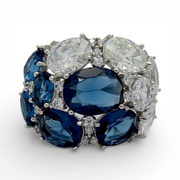 Anello Topazio london blu in argento 925 Sovrani